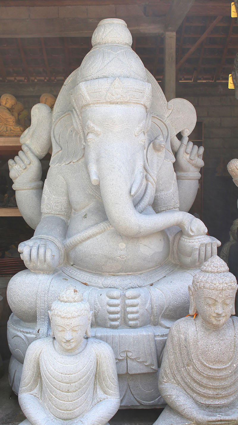 Ganesha Statue 200 cm